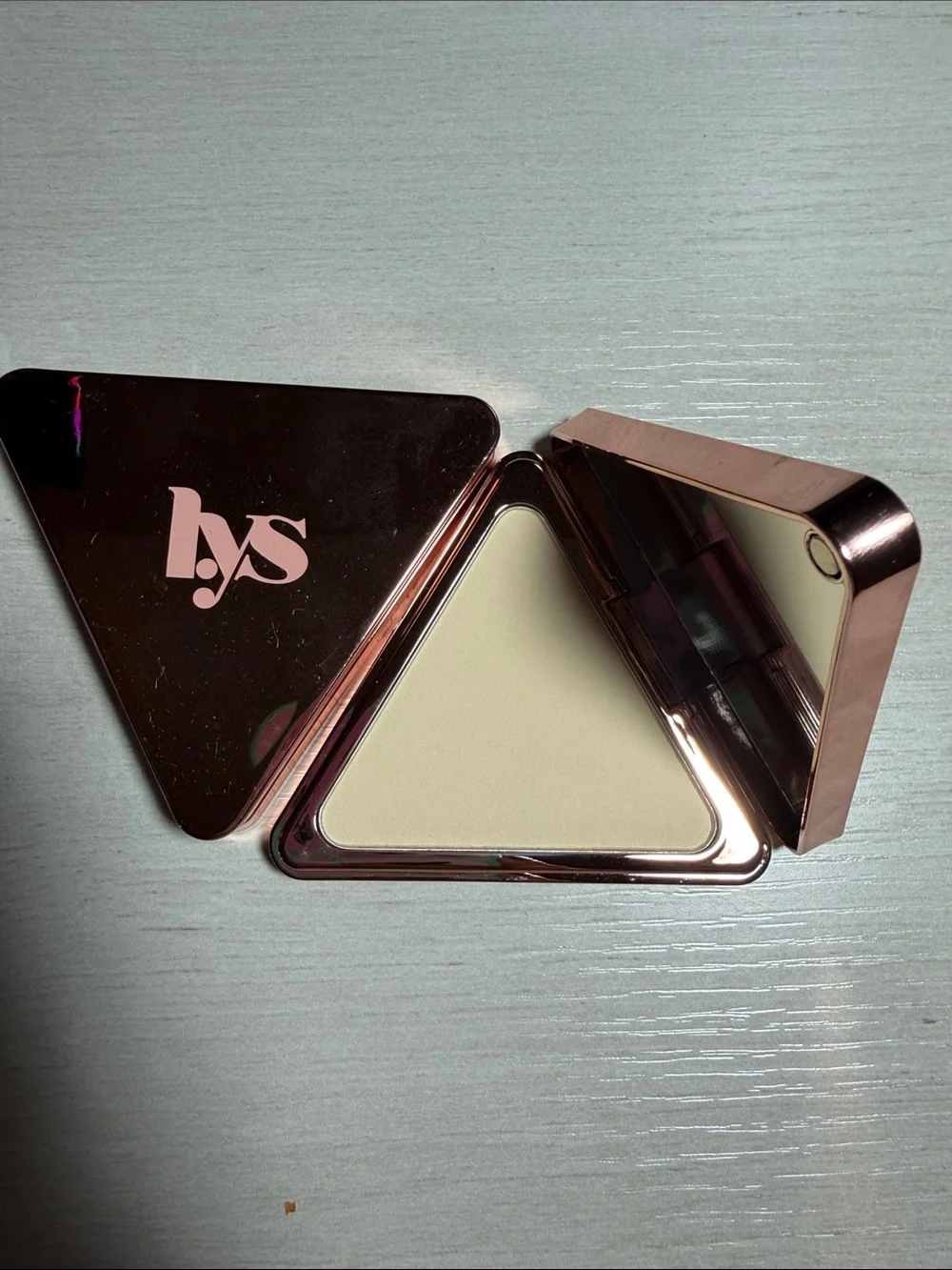 LYS Beauty Triple Fix Translucent Pressed Setting Powder